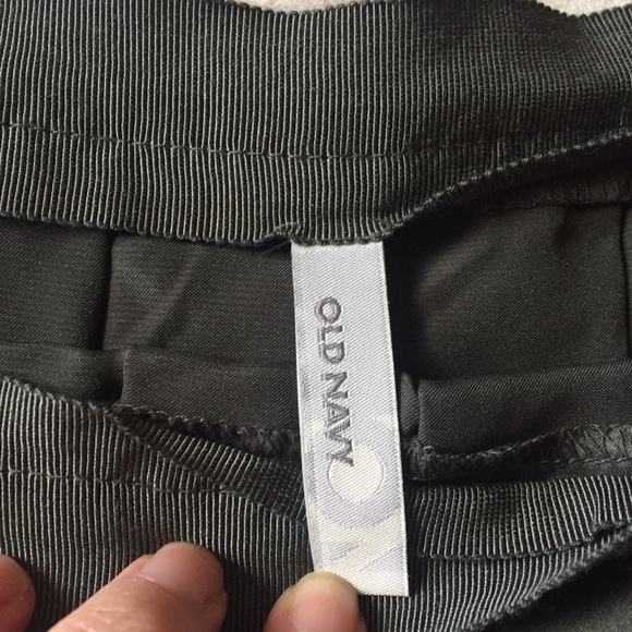 Old Navy pleated skirt - Picture 3 of 4